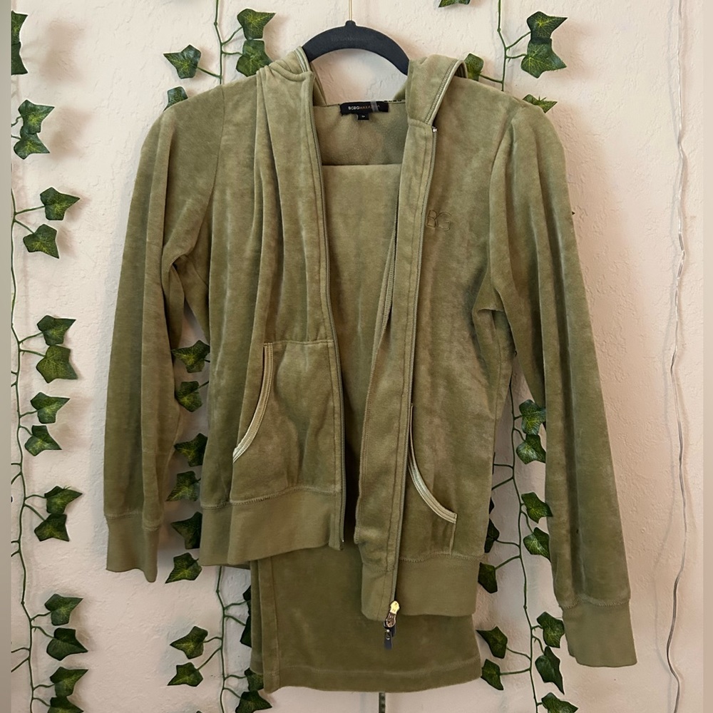 BCBC Matching Zip Up and Bottoms